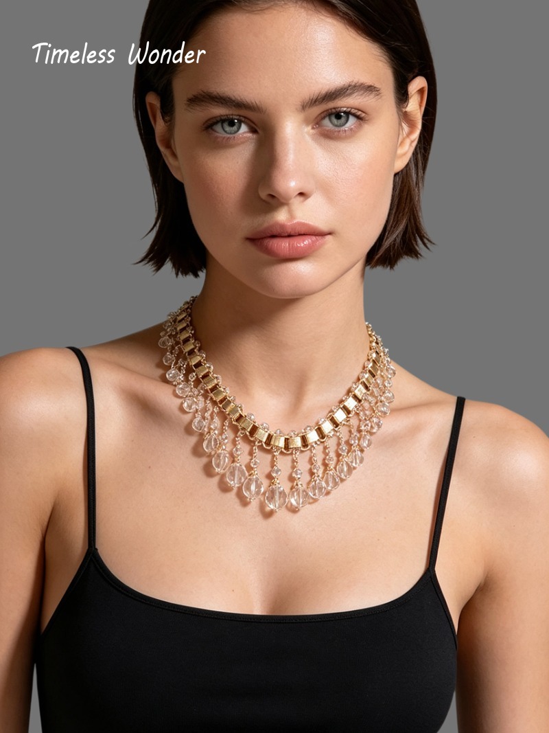 Vintage Fashion Runway - Timeless Wonder Fancy Crystal Geo Beaded
