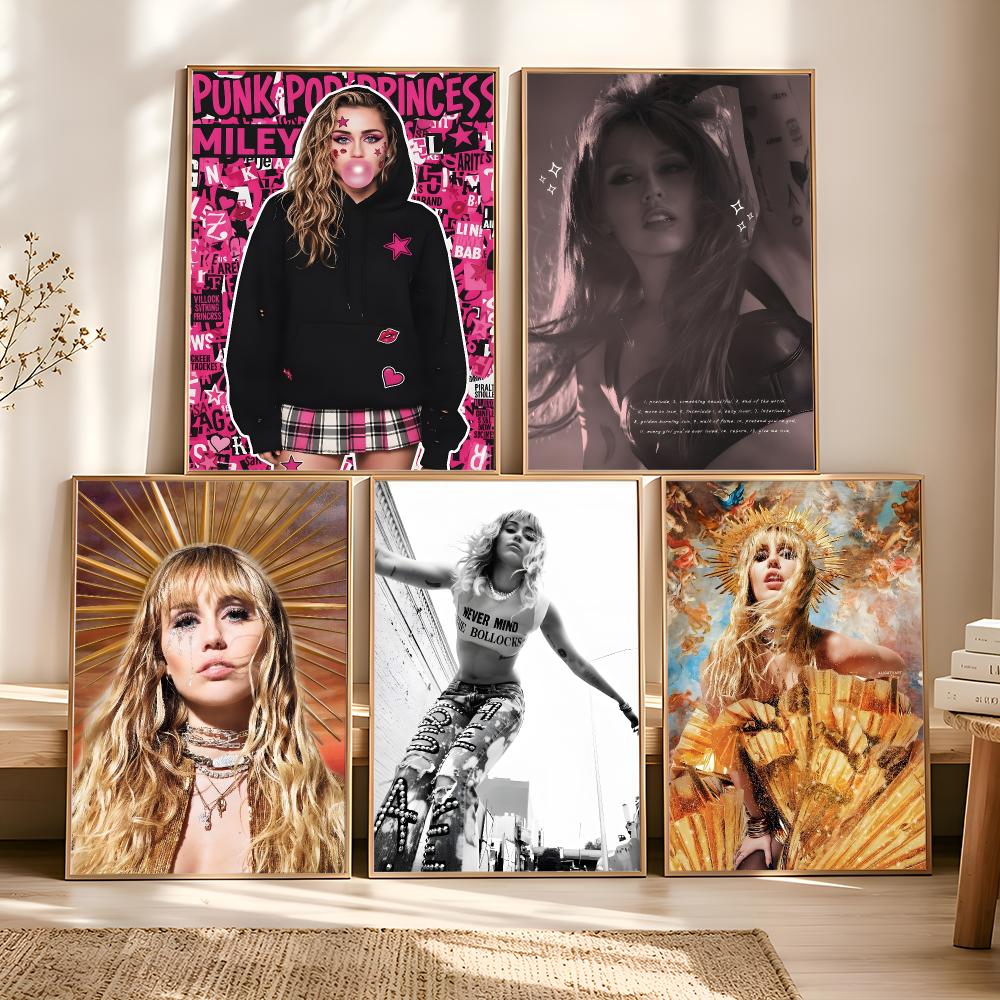 Singer M-Miley Cyrus  Painting - огляд і ціна Vintage Fashion Prints For Wall