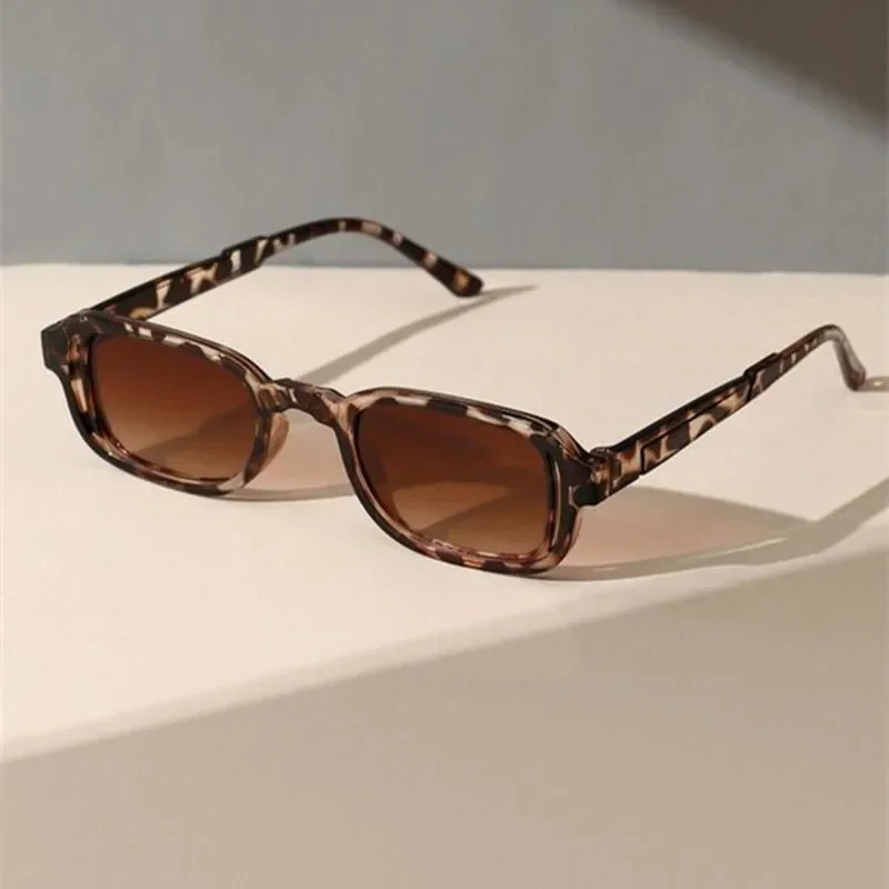 Luxurious Rectangle Sunglasses - огляд і ціна Vintage Fashion Brands