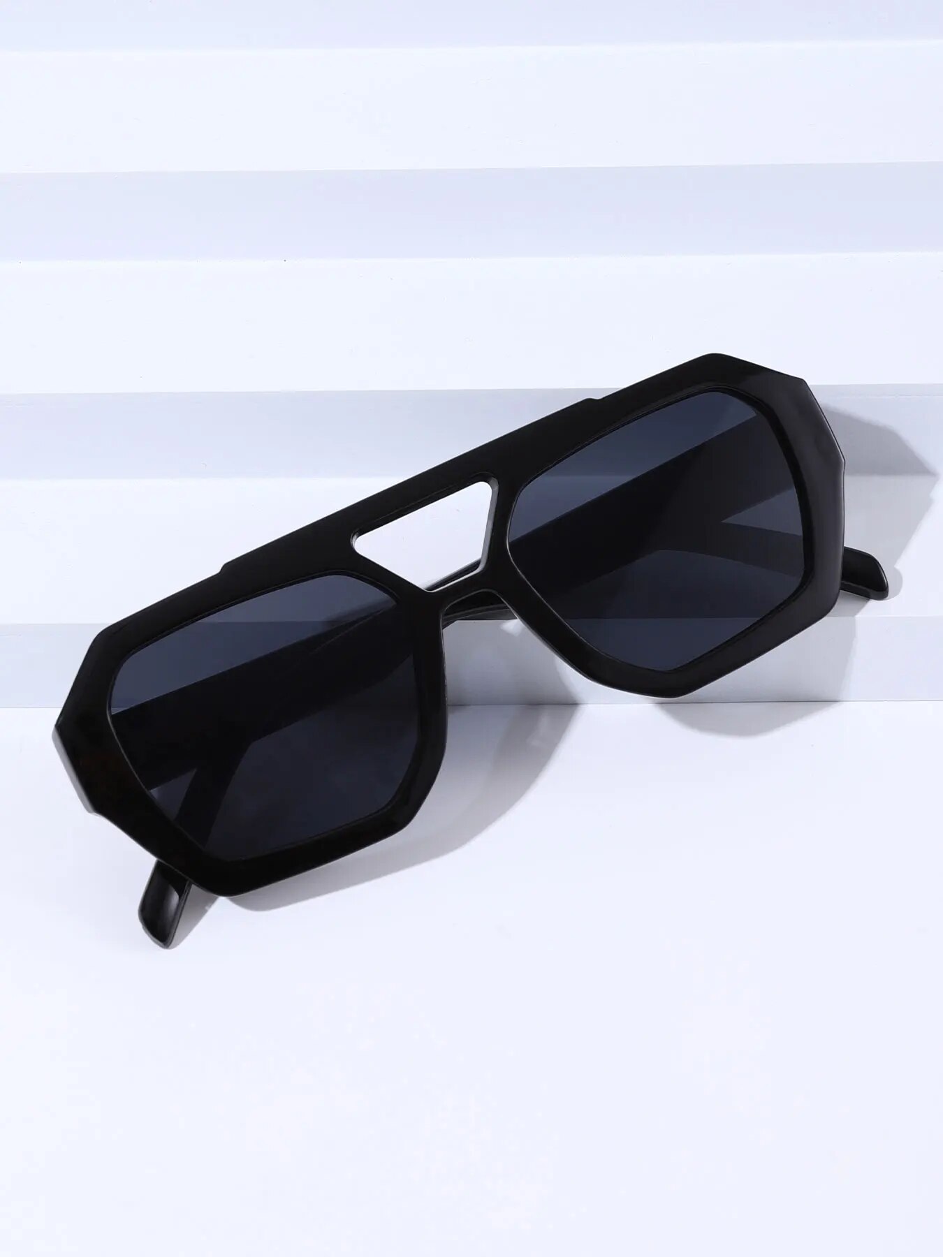Fashion Vintage Square Irregul - огляд і ціна Vintage Fashion Brands