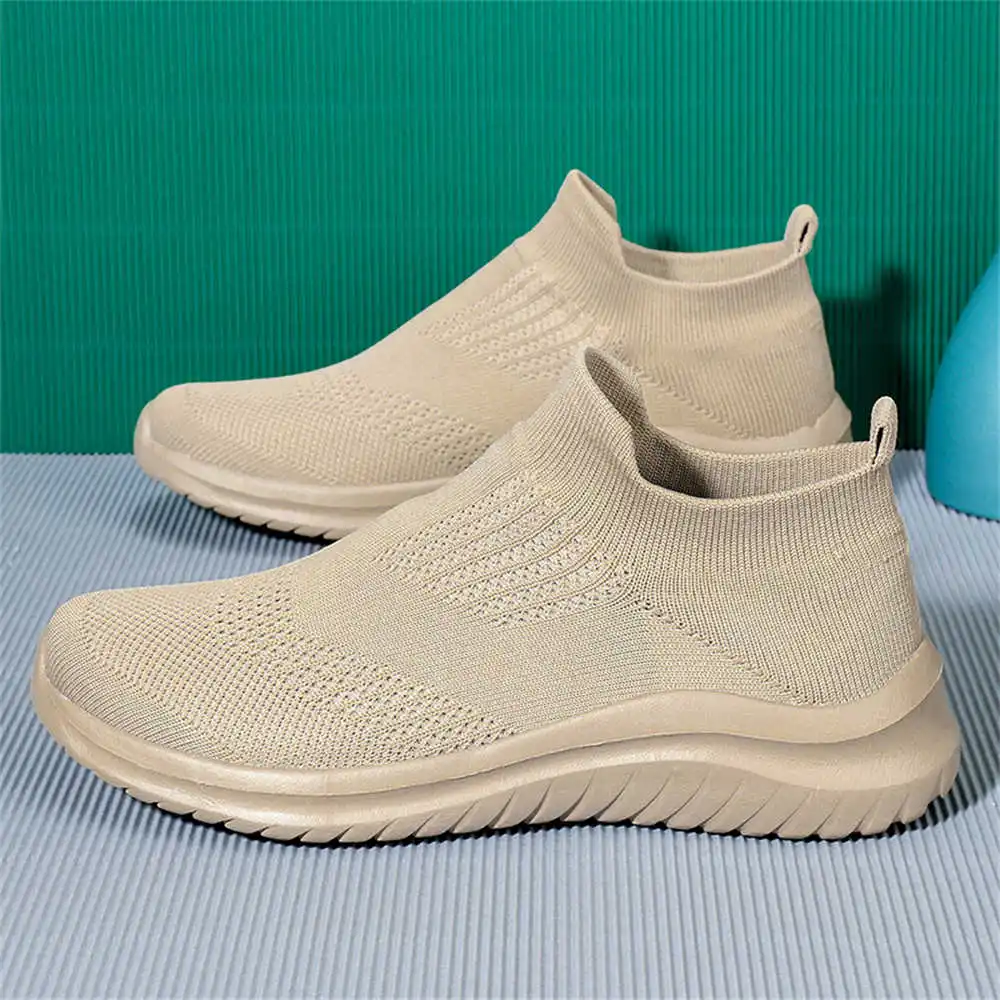 Beige Soft New Novelty Tennis  - огляд і ціна Vintage Fashion Resale