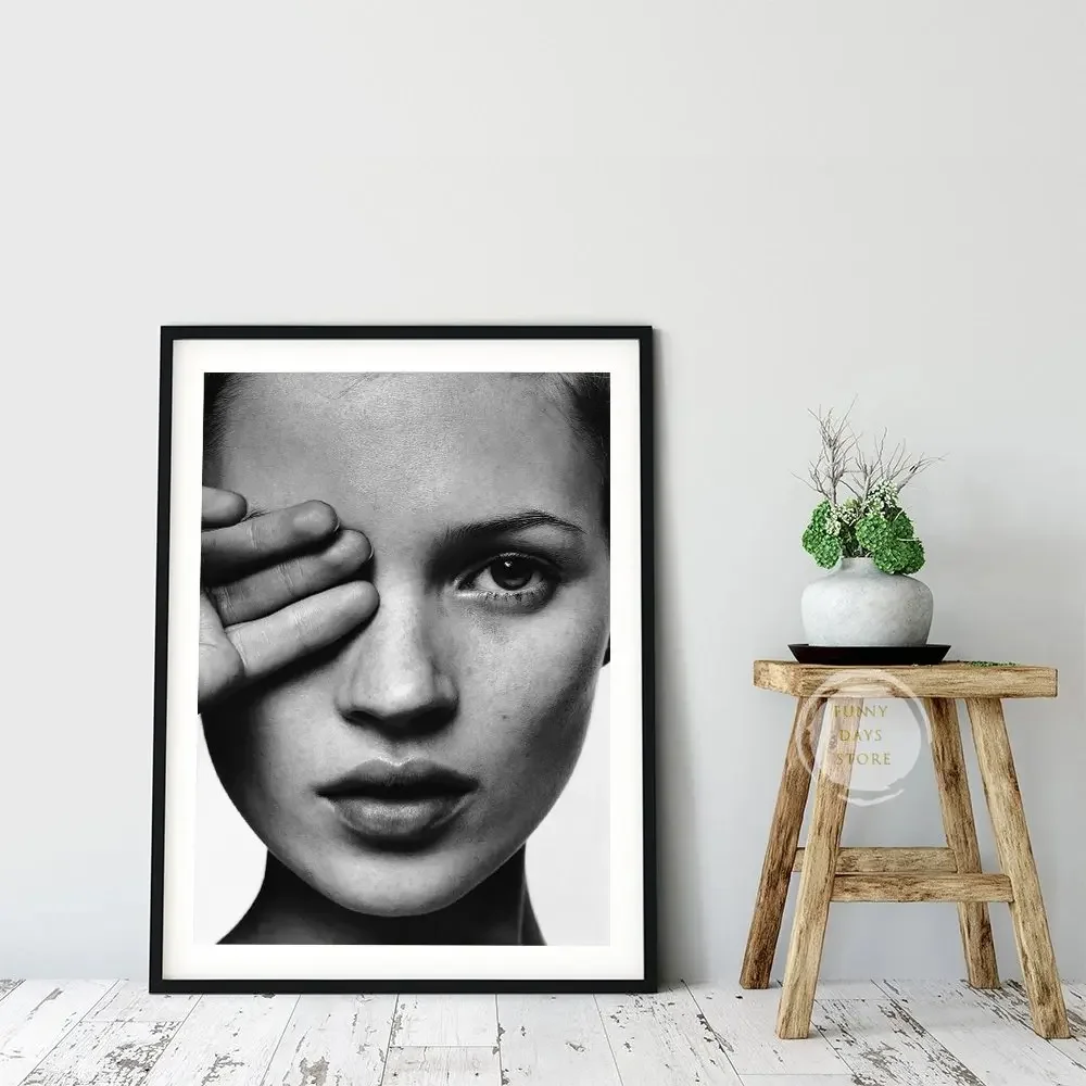 Vintage Sexy Supermodel Kate M - огляд і ціна Vintage Fashion Prints For Wall